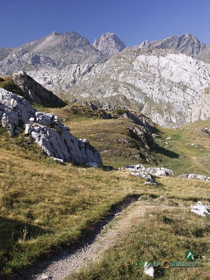 3 - Il sentiero poco a monte di Porta Biecai (2008)