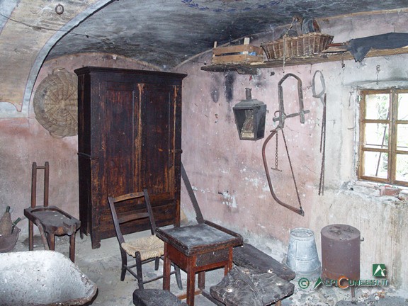 2 - Tetti Bariau, interno dell'abitazione ristrutturata (2006)