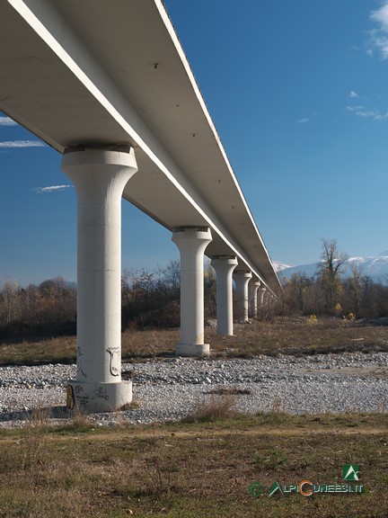 14 - Il Viadotto della Pace sulla strada Est-Ovest di Cuneo (2021)