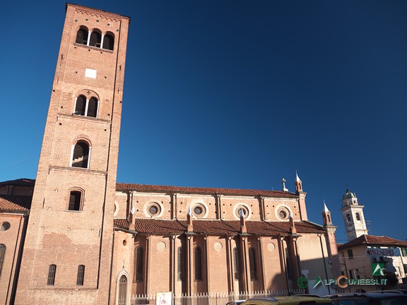 1 - La Chiesa dei Santi Michele e Pietro nel centro di Cavallermaggiore, ma non toccata da questo itinerario (2022)