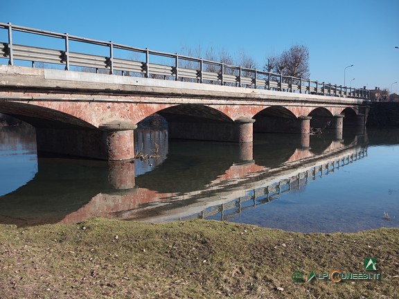 9 - Il ponte sul Fiume Maira a Cavallermaggiore (2022)