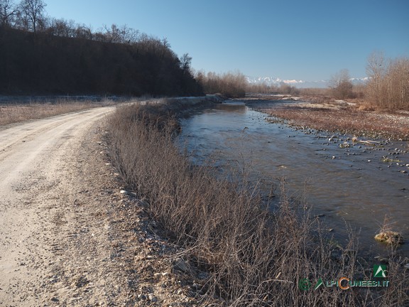 1 - La sterrata sulla sponda destra idrografica del Fiume Stura (2022)