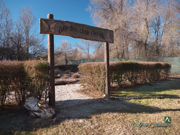 4 - L'ingresso al 'Giardino delle Farfalle' nell'Oasi naturalistica La Madonnina (2022)