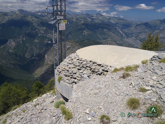 16 - Il malloppo dell'osservatorio del Centro 35 bis (2013)