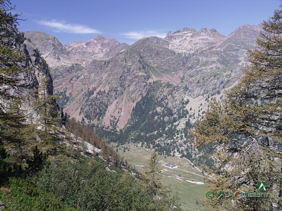 9 - Pian del Valasco dal ripido, ma panoramico sentiero per il Lago di Valcuca (2006)