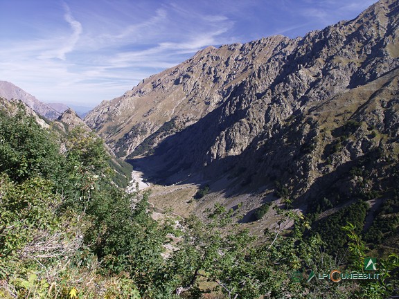 2 - Il Vallone di Moncolomb dal sentiero che sale al Bivacco Moncalieri (2008)