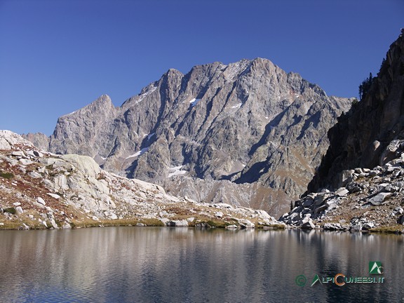 11 - Il Massiccio dell'Argentera dal minore dei due Laghi soprani di Fremamorta (2008)