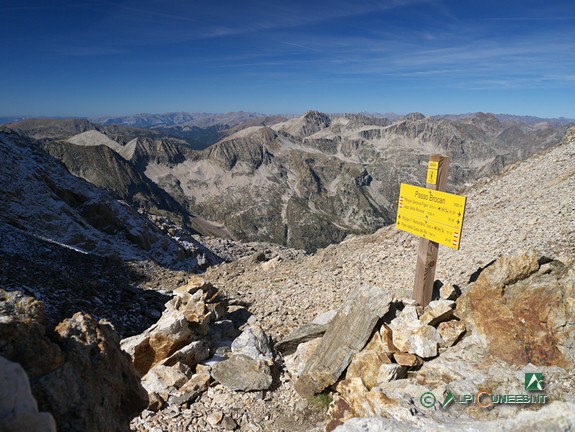 5 - Panorama verso lo Specchio di Fremamorta dal Colle di Brocan (2015)