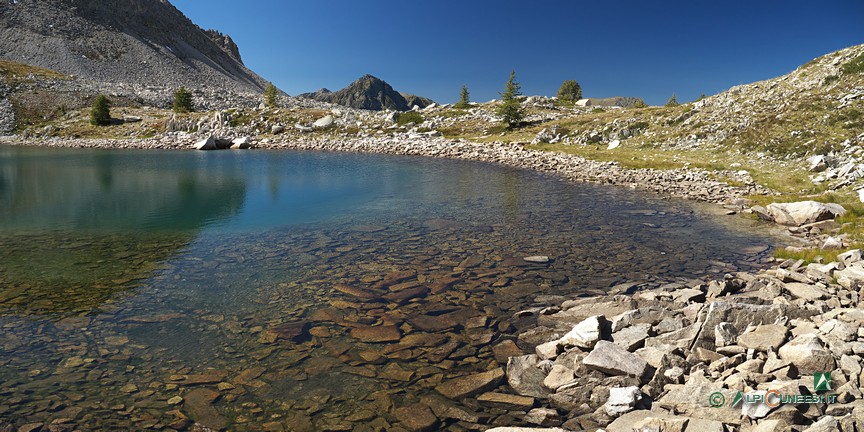 10 - Il lago a quota 2367 dei Lacs de Frémamorte (2015)