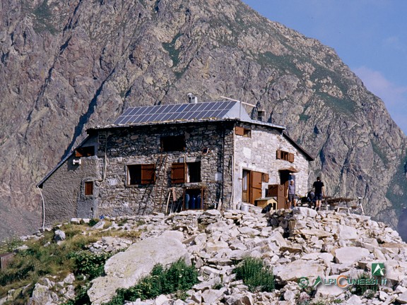 6 - Il Rifugio Questa (2003)