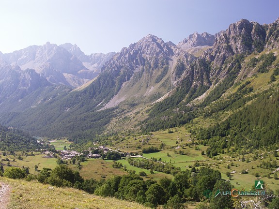 2 - La piana di Chiappera dal sentiero per il Colle Greguri (2005)