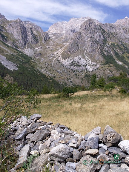 4 - La conca di Chiappera dai pressi di loc. Crocetta (2007)