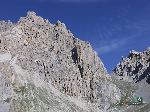 1 - Il Monte Oronaye e, sulla destra, il Colle d'Enchiausa (2008)