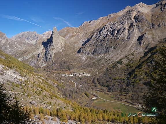 3 - Panorama sull'alta Val Maira e Chiappera (2014)