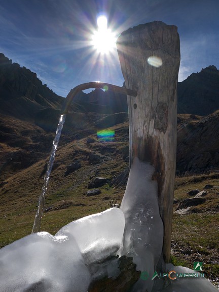 6 - La Fontana del Baciasset in controluce (2014)