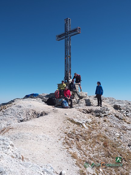 11 - La croce in vetta al Monte Chersogno (2022)