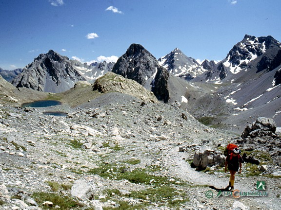 6 - Il Vallonasso di Stroppia e, sulla destra, la Roche Blanche (1993)