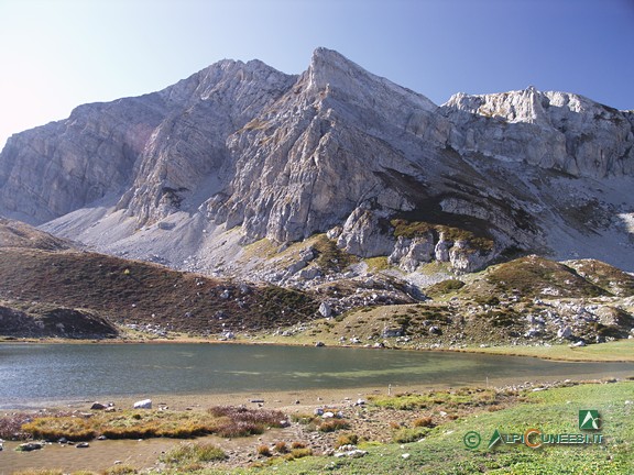 10 - Il Lago Raschera e il Mongioie (2009)