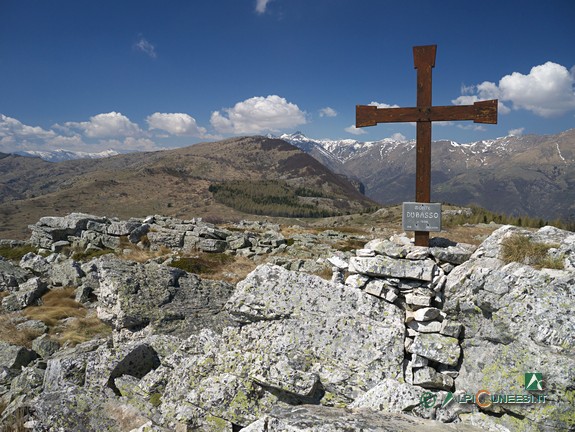 1 - La croce in vetta al Monte Dubasso (2019)