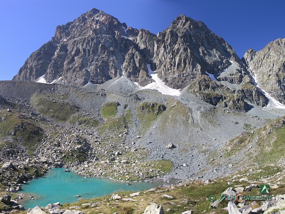 12 - Il Lago Chiaretto con la sua tipica colorazione lattiginosa (2010)