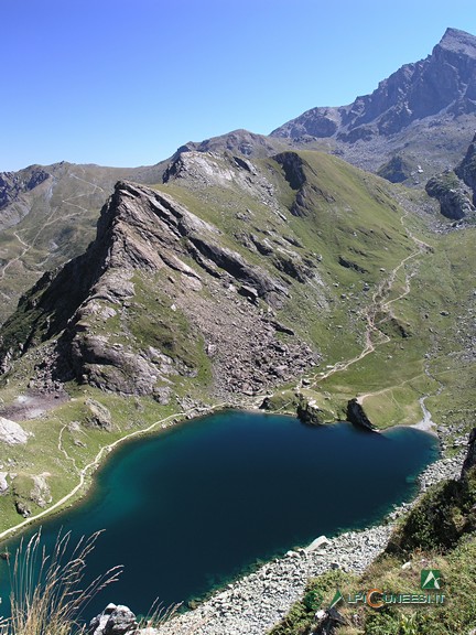 8 - Il Lago Fiorenza dal sentiero per il Lago Superiore (2010)