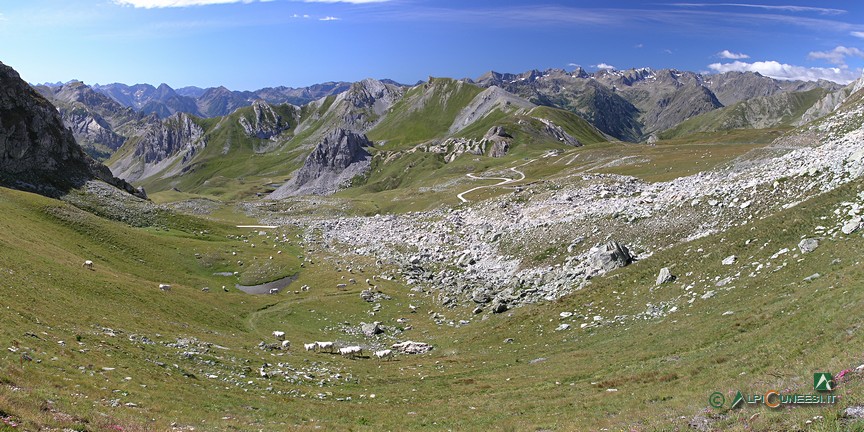 7 - Panorama sull'Altopiano della Bandia dal Colle del Mulo (2010)