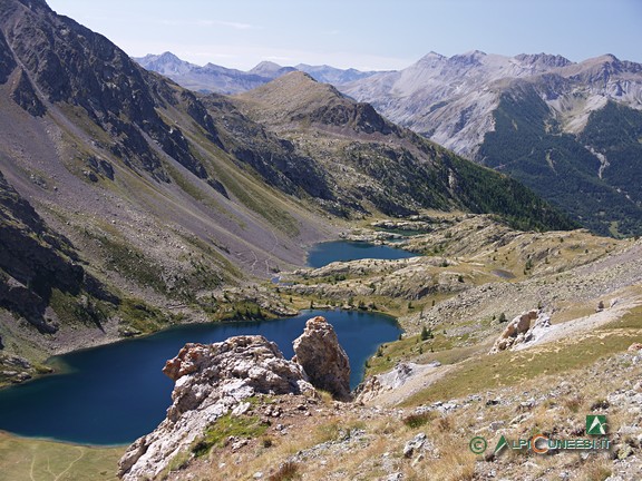 7 - I Lacs de Vens dal Passo Morgon, sulla destra della foto si intravvede il famoso Arche de Tortisse (2011)