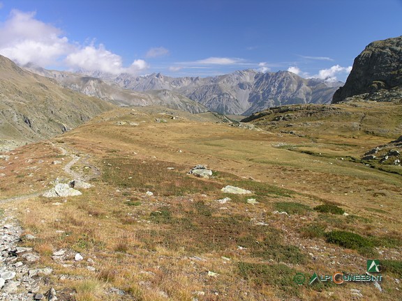 11 - L'ultimo pianoro che si raggiunge prima del Colle del Ferro (2011)