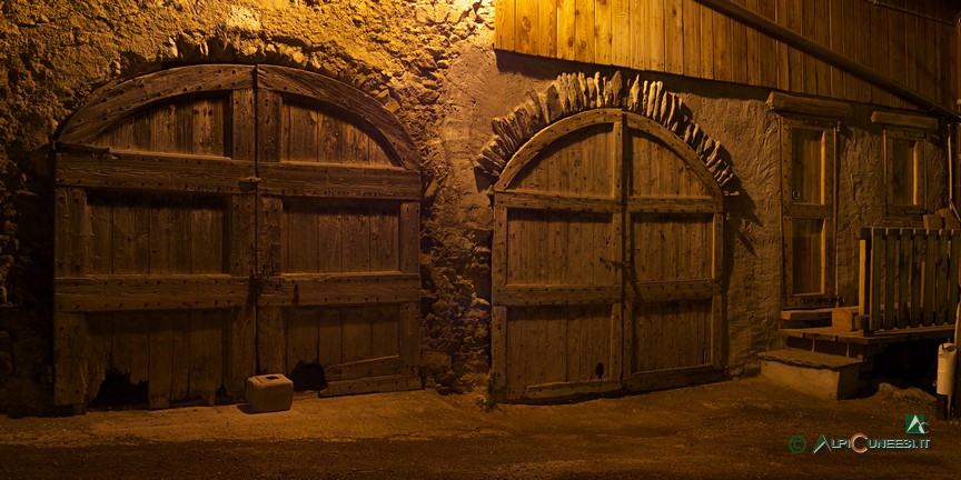 12 - Antichi portali a Sambuco (2013)