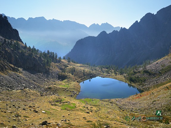 7 - La conca del Lago dell'Aver sottano vista dal Lago dell'Aver soprano (2015)