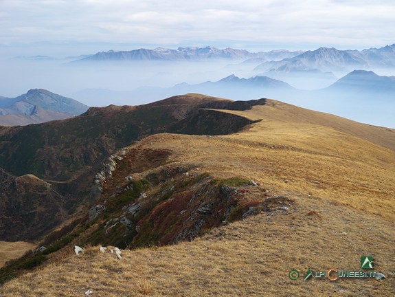 9 - Panorama da Lo Grumet verso il Passo della Magnana (2017)