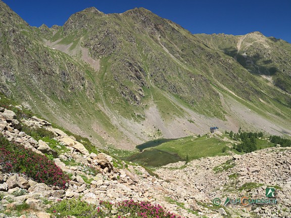4 - Panorama verso il Rifugio Migliorero dal sentiero per il Lago di Laroussa (2019)