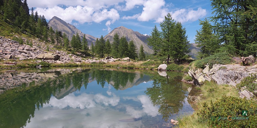 6 - Nuvole riflesse nel Lago della Sauma (2021)