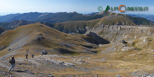 Itinerario 01.30 - Panorama dal pendio terminale che conduce a Punta Marguareis