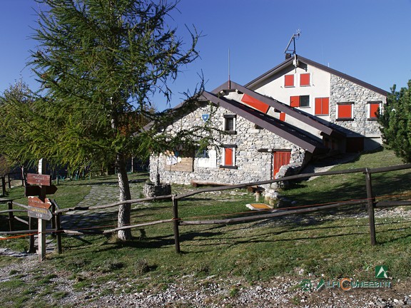 8 - Il Rifugio Mongioie (2006)