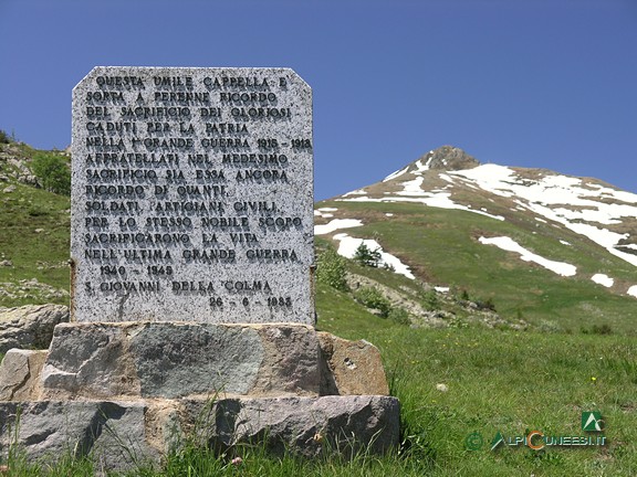 10 - Lapide in memoria dei caduti in guerra (2009)