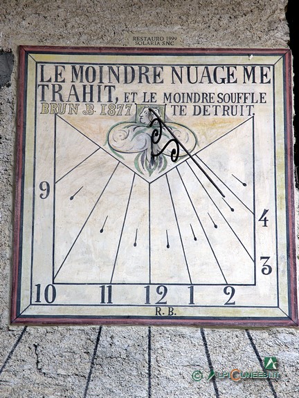 21 - Chiazale, meridiana H5 ('La più piccola nuvola mi tradisce, il più piccolo soffio ti distrugge' - Bernardo Richard, 1877 su incarico di B. Brun) (2005)