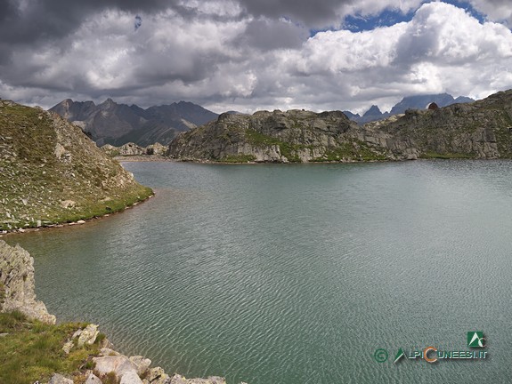 13 - Il Lago Bes a sud del Col Longet (2019)