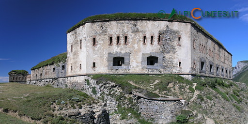 10.01 Colle di Tenda - Fort Central - Fort Pepin - Fort Tabourde - Colle di Tenda