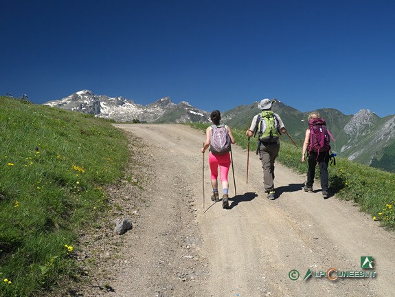 1 - Sulla strada sterrata verso il Lago Terrasole (2019)