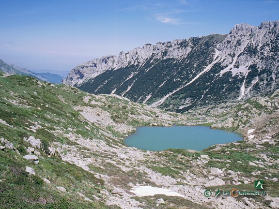 6 - Il Lago inferiore del Frisson dal sentiero che sale al Lago superiore del Frisson (2004)