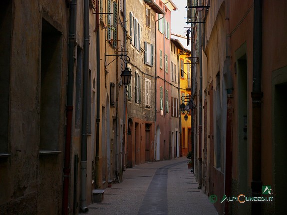 1 - Il centro storico di Breil-sur-Roya (2013)