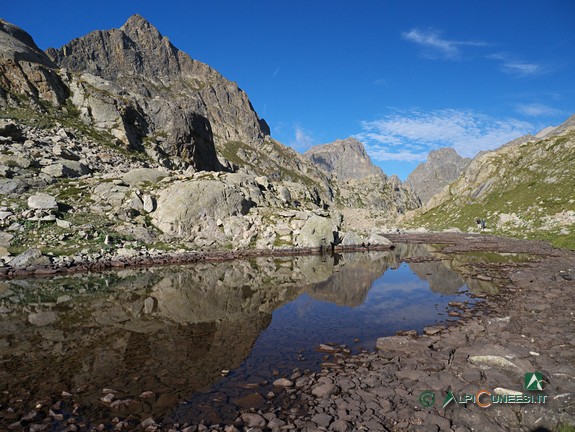 6 - Der erste der drei kleinen Seen im Vallon du Mont Chamineye (2014)