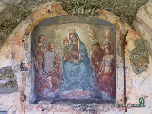 2 - Dipinto di Eugenio Arduino, datato 1902, all'interno del Pilone delle Caranche (2009)