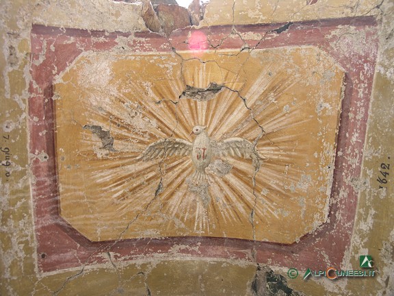 1 - Particolare dell'affresco di un pilone votivo a Merea, datato 1642 (2011)