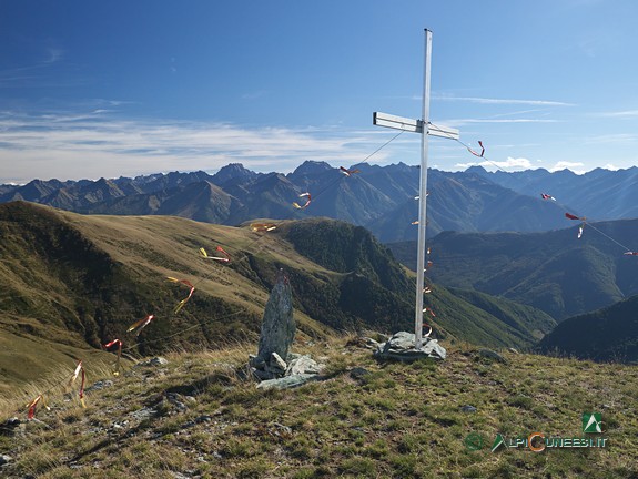 12 - La croce in vetta a Punta dell'Omo (2019)