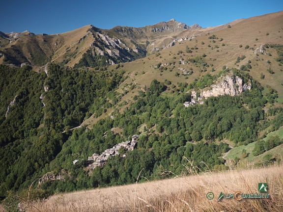 16 - Valliera e Battuira dalla strada per le Grange Sarià (2023)