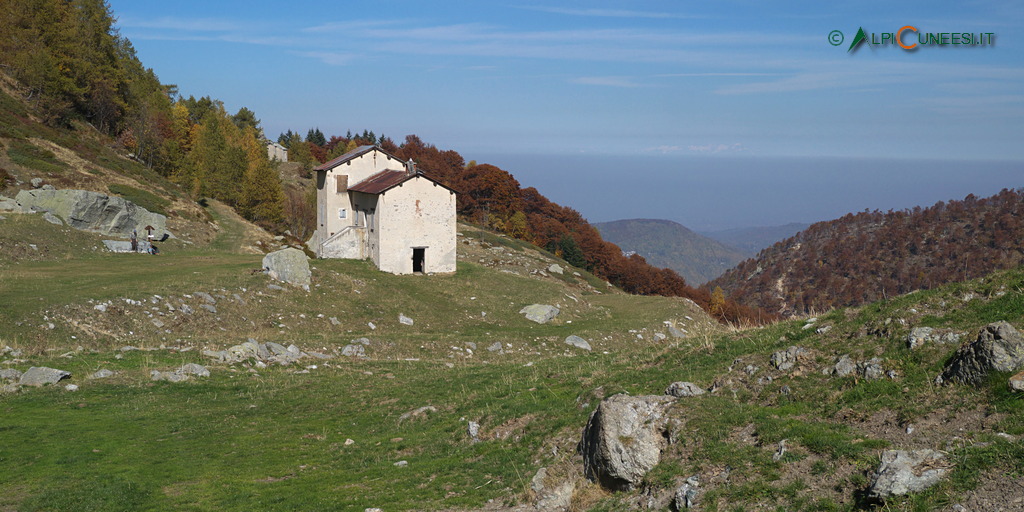 Rifugi e Bivacchi in Valle Casotto (© Roberto Pockaj - Alpicuneesi.it)