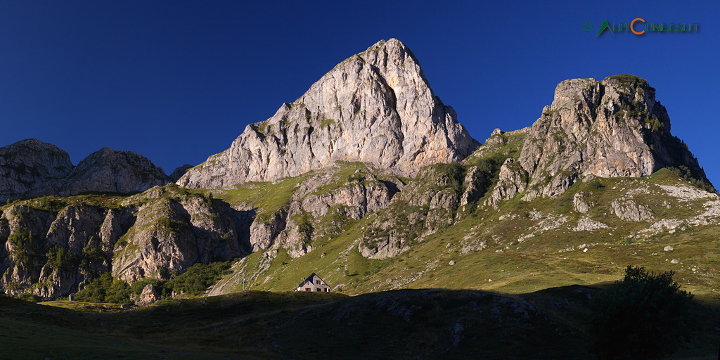 Rifugi e Bivacchi in Valle Ellero (© Roberto Pockaj - Alpicuneesi.it)