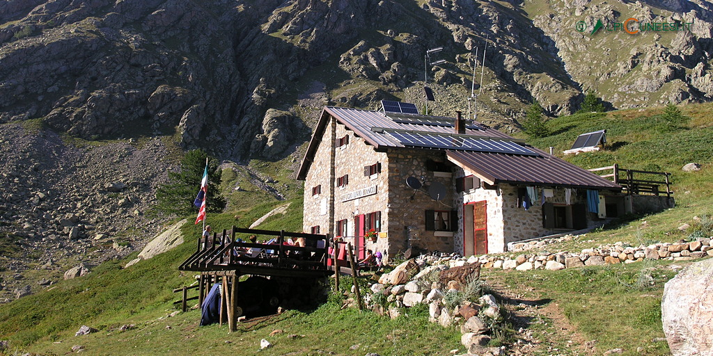 Rifugio Livio Bianco (© Roberto Pockaj - Alpicuneesi.it)